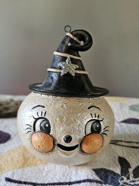 Full Wanda Luna Ornament  *Johanna Parker*